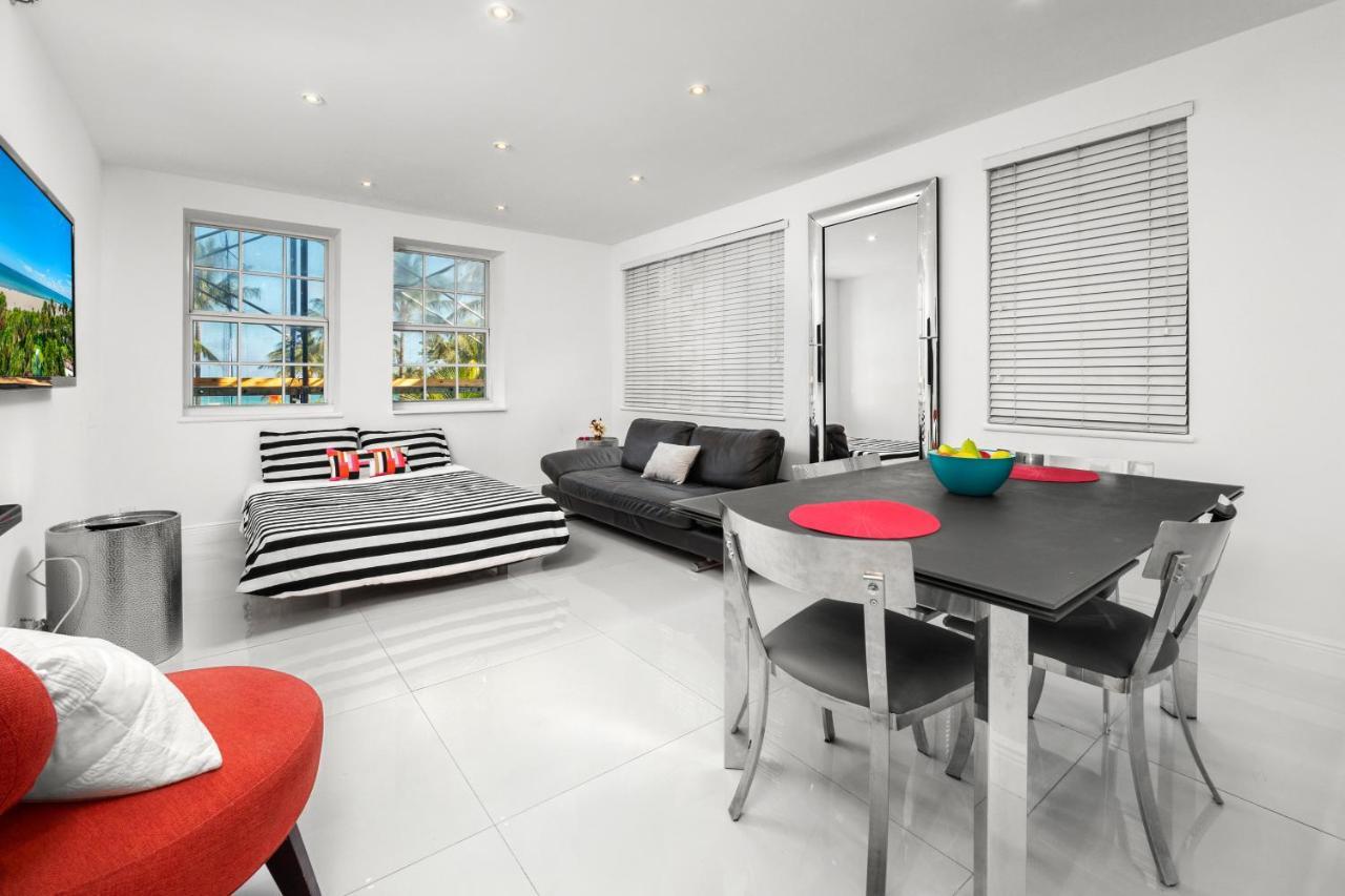 South Beach Suites In Ocean Drive Miami Beach Esterno foto