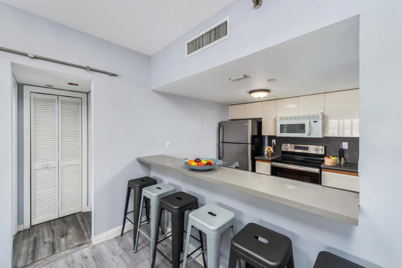 South Beach Suites In Ocean Drive Miami Beach Esterno foto